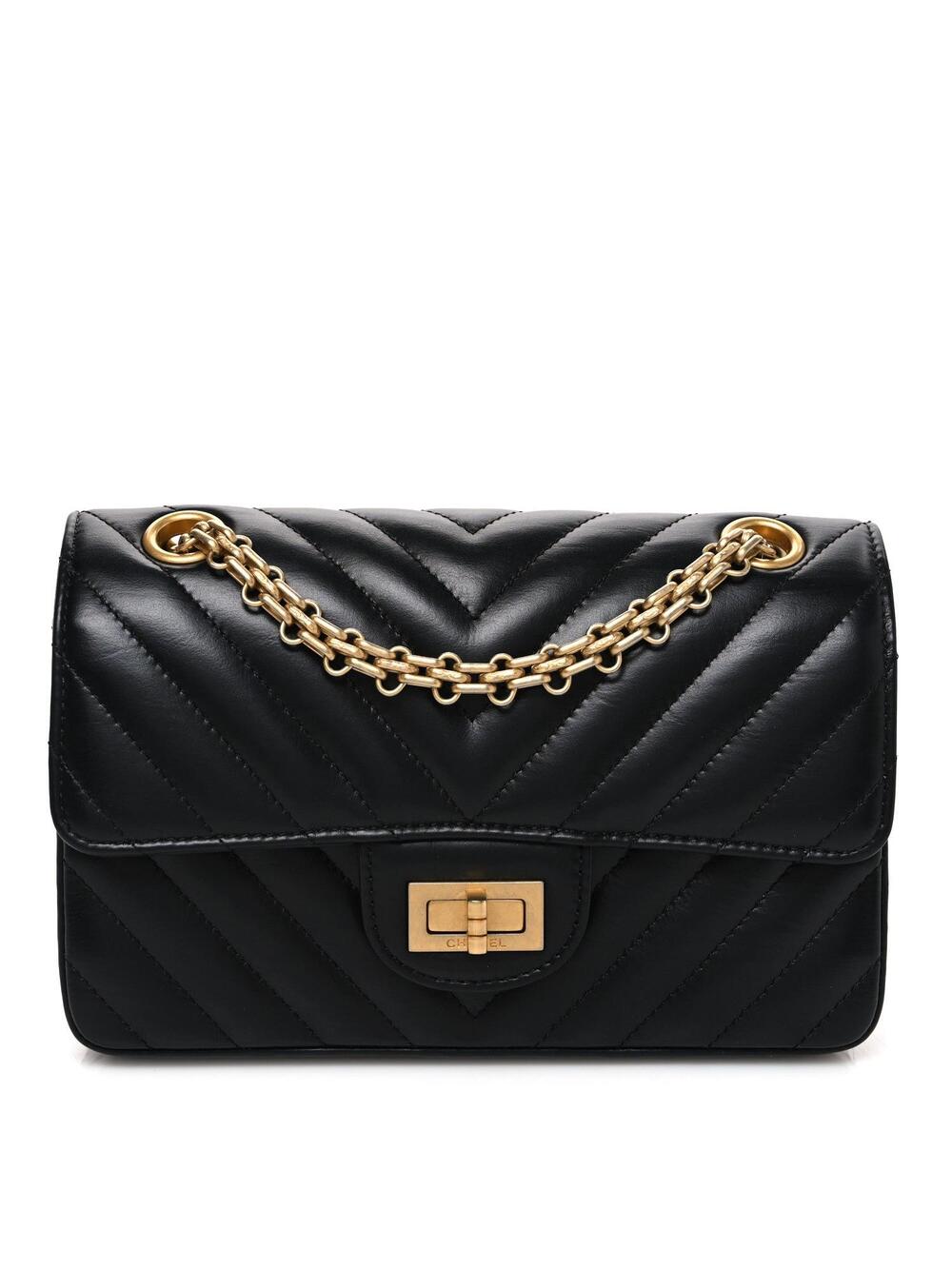 Chanel Aged Calfskin Chevron Quilted #370720C57B